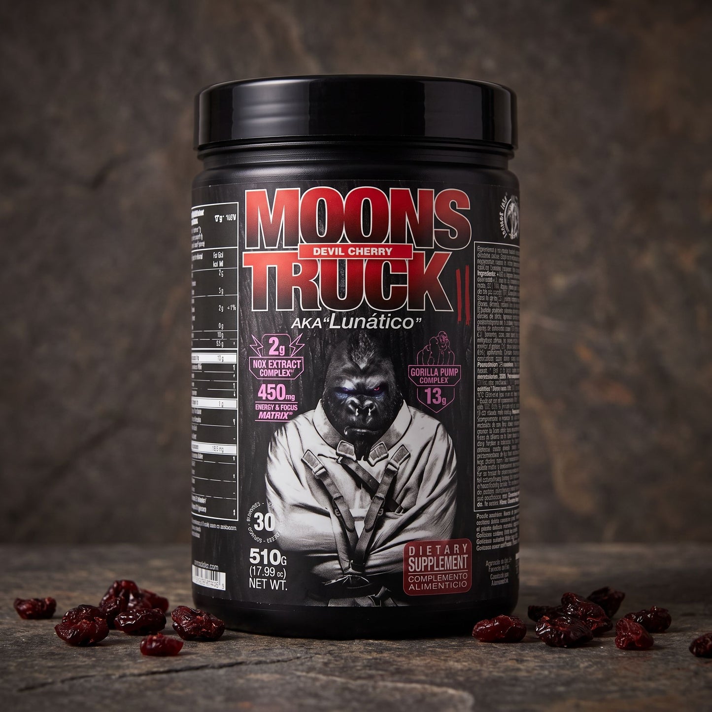 Zoomad Moonstruck 2.0 Booster 510g in einer Studio-Szene auf einem Tisch platziert.