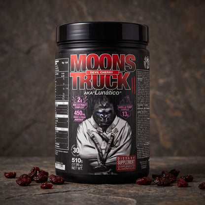 Zoomad Moonstruck 2.0 Booster 510g in einer Studio-Szene auf einem Tisch platziert.